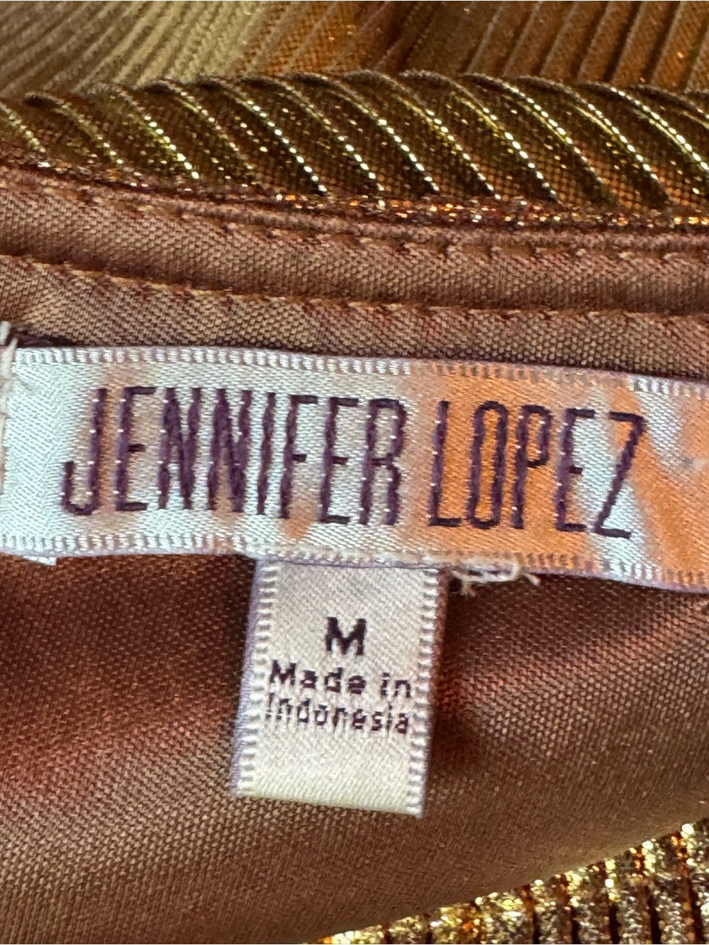 Jennifer Lopez Metallic Gold Pleated Long-Sleeve Top NWT medium - Picture 6 of 7